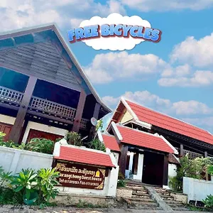 Lakhang Thong ホテル