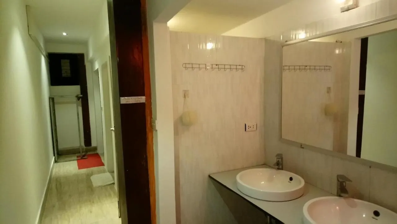 Tony Central Hostel Luang Prabang